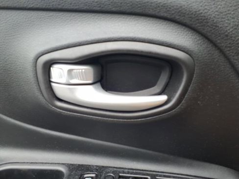 Used 2023 Jeep Renegade Trailhawk w/ Sun/Sound Group image 17