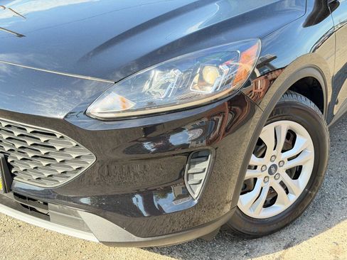 Used 2020 Ford Escape S FWD image 82