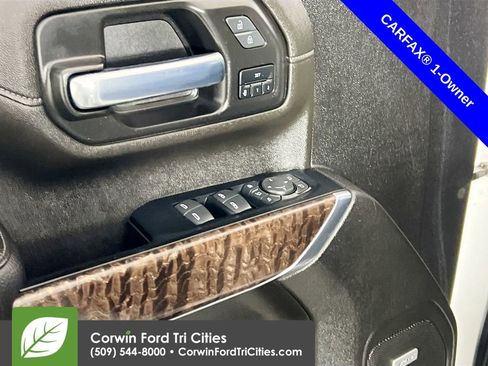 Used 2023 GMC Sierra 2500 Denali w/ Denali Ultimate Package image 12