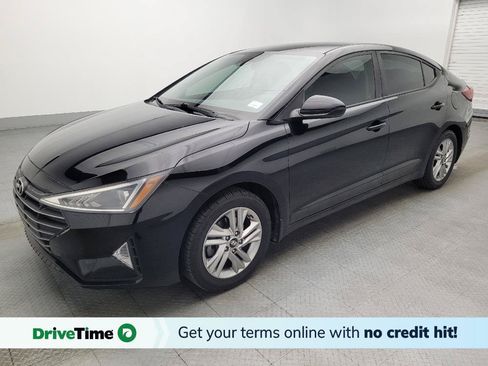 Used 2019 Hyundai Elantra SEL FWD image 1