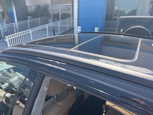 Used 2019 Audi Q8 Prestige AWD/4WD image 13