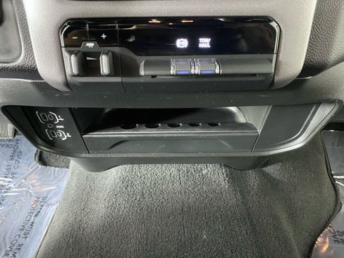 Used 2023 RAM 2500 Big Horn w/ Level 1 Equipment Group AWD/4WD image 26
