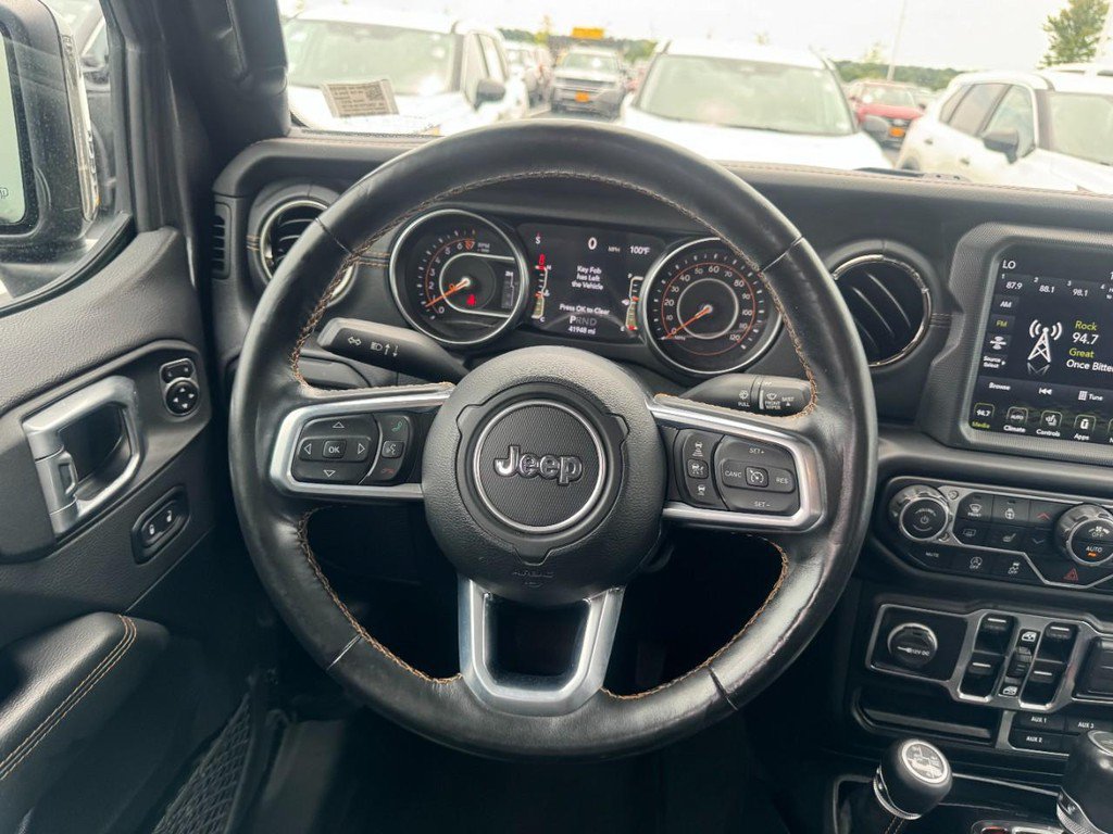 Used 2021 Jeep Gladiator Overland AWD/4WD image 12