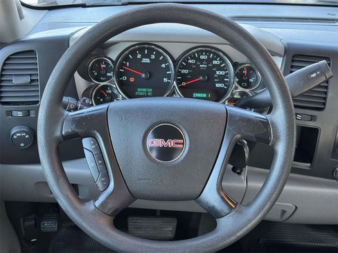 Used 2009 GMC Sierra 2500 W/T image 8