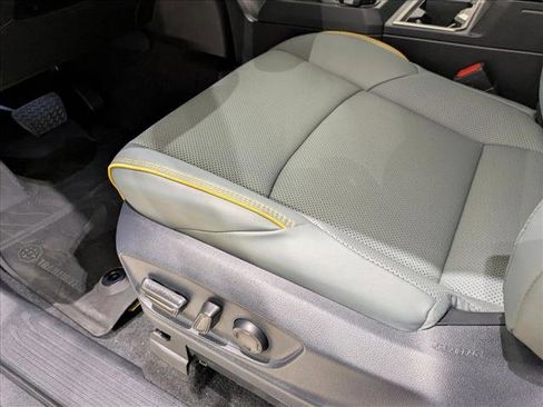 New 2025 Toyota Tacoma 4x4 Double Cab Hybrid image 4