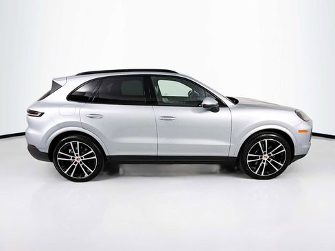 New 2026 Porsche Cayenne image 8