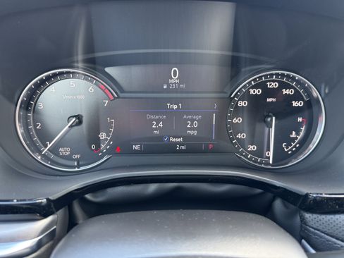 New 2025 Cadillac XT5 Luxury image 32