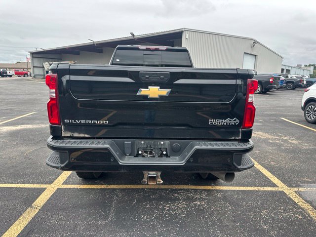 Used 2024 Chevrolet Silverado 2500 High Country w/ High Country Premium Package AWD/4WD image 14