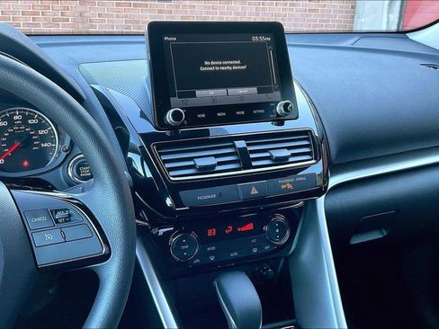 Used 2024 Mitsubishi Eclipse Cross LE image 6