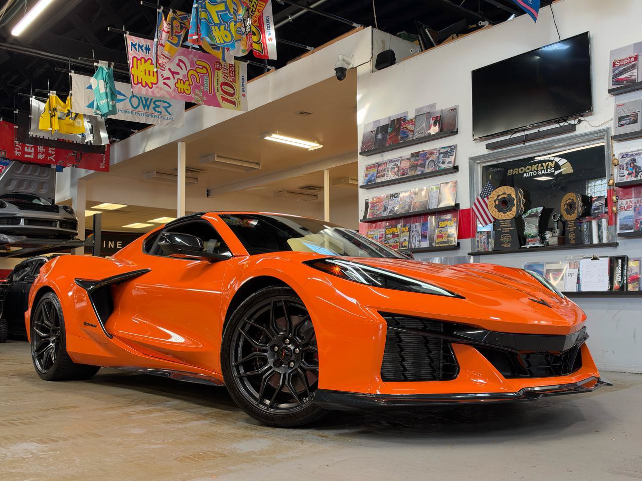 Used 2023 Chevrolet Corvette Z06 RWD image 1