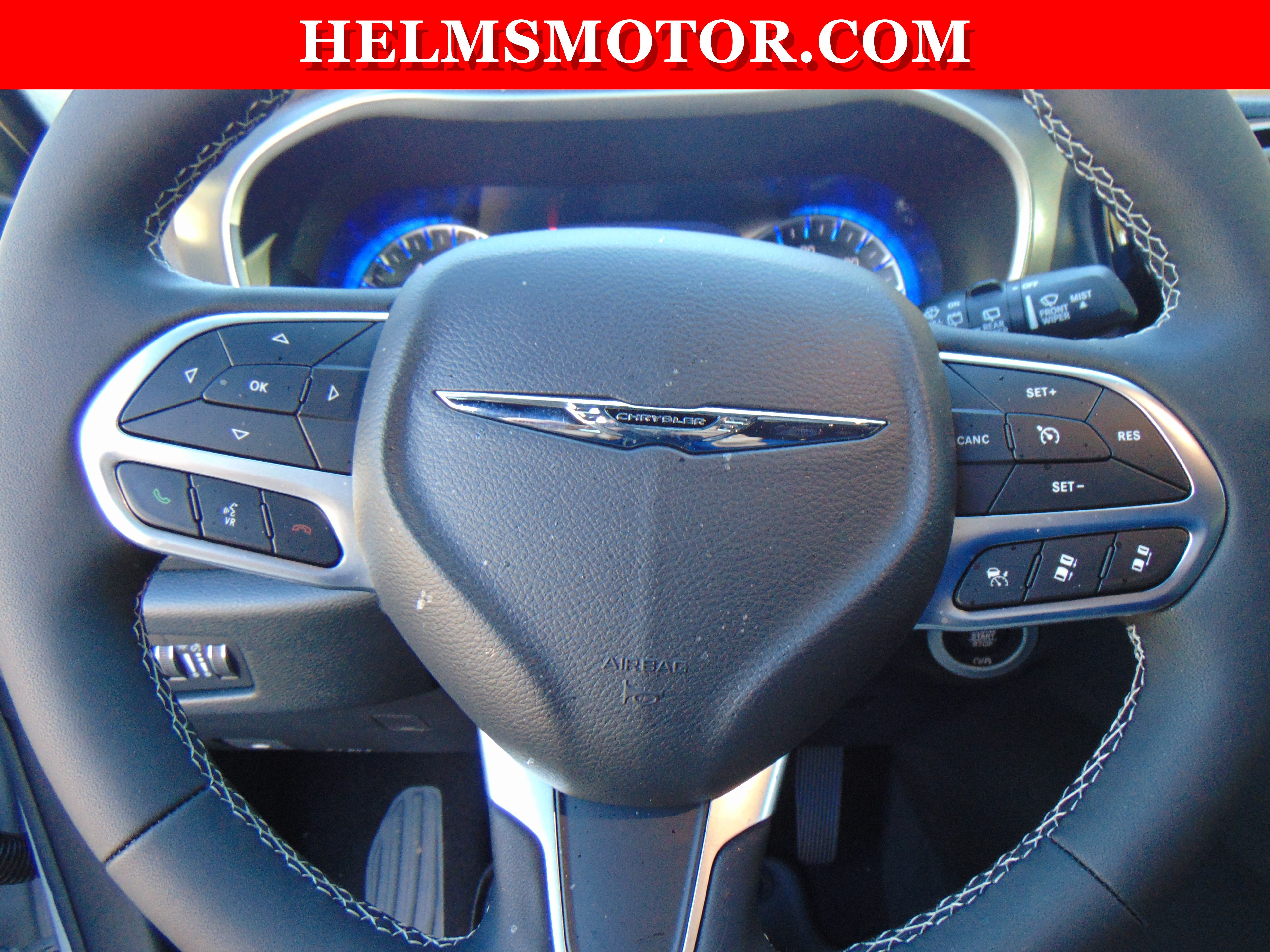 New 2026 Chrysler Pacifica Select FWD image 27