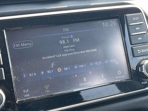 Used 2025 Nissan Versa S FWD image 27
