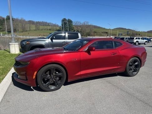 Used 2022 Chevrolet Camaro LT w/ RS Package image 39