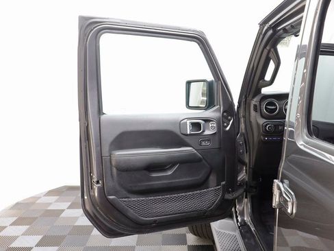 Used 2023 Jeep Wrangler Unlimited Sahara w/ Cold Weather Group image 5