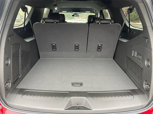 New 2026 GMC Yukon XL Elevation image 18