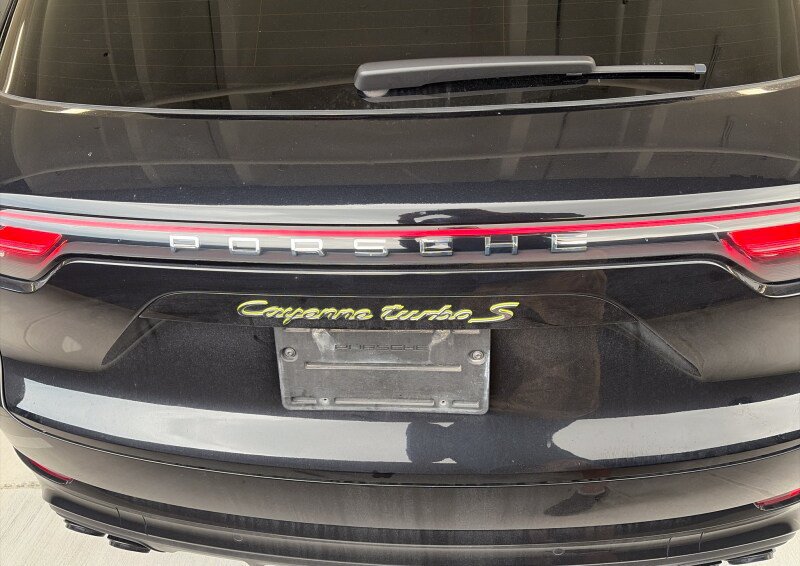 Certified 2020 Porsche Cayenne Turbo S AWD/4WD image 4
