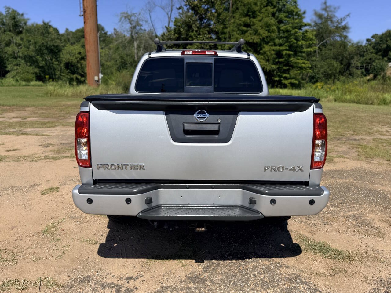 Used 2016 Nissan Frontier PRO-4X w/ Pro-4x Luxury Package AWD/4WD image 4