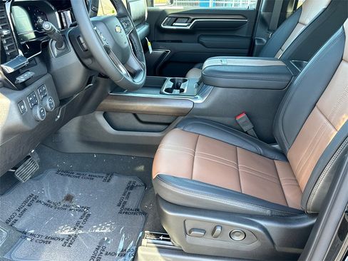 Certified 2025 Chevrolet Silverado 2500 High Country w/ Technology Package image 10