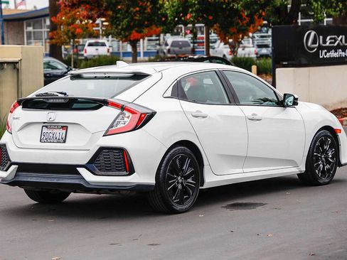 Used 2018 Honda Civic EX-L image 5