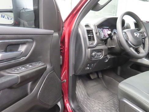 Used 2025 RAM 1500 Big Horn AWD/4WD image 50