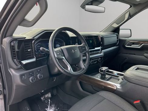 Used 2022 Chevrolet Silverado 1500 RST w/ Redline Edition image 27