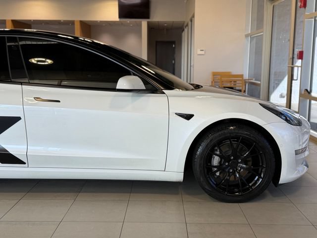 Used 2021 Tesla Model 3 Long Range AWD/4WD image 16