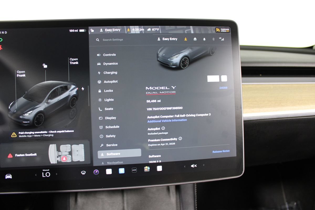 Used 2022 Tesla Model Y Performance AWD/4WD image 14