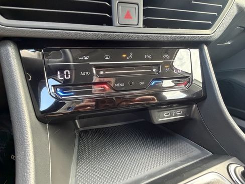 Used 2026 Toyota Camry SE w/ Multimedia Upgrade Package AWD/4WD image 34