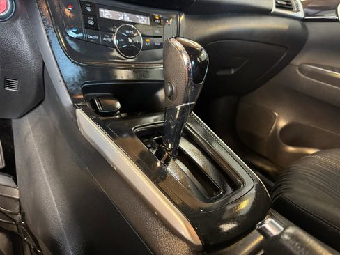 Used 2018 Nissan Sentra SV image 17