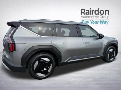 Certified 2024 Kia EV9 Wind AWD/4WD image 7