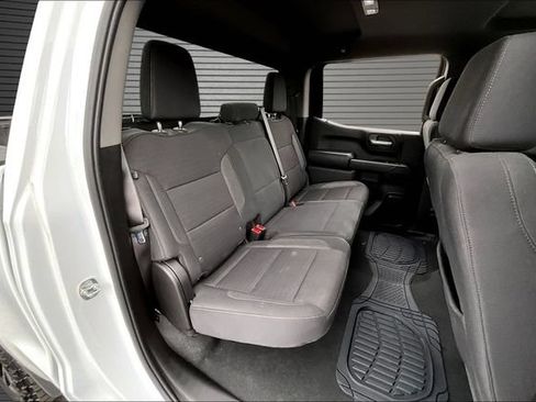 Used 2026 Chevrolet Silverado 1500 Custom Trail Boss w/ Dark Appearance Package AWD/4WD image 25