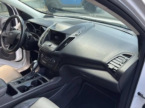 Used 2019 Ford Escape SEL AWD/4WD image 13