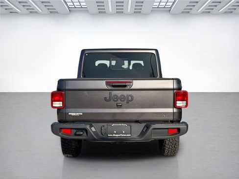 New 2026 Jeep Gladiator Sport AWD/4WD image 4