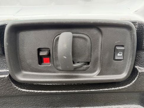 Used 2024 Chevrolet Express 2500 w/ Driver Convenience Package image 33