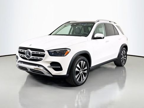 Used 2024 Mercedes-Benz GLE 350 4MATIC w/ Winter Package image 3