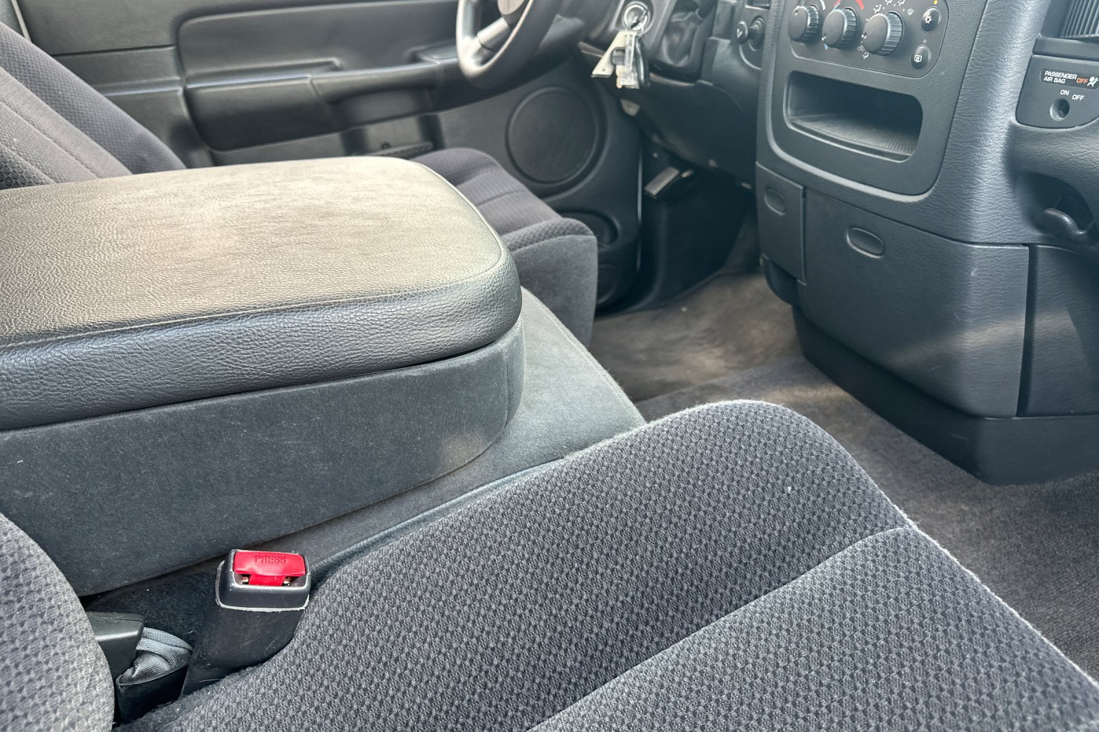 Used 2004 Dodge Ram 1500 Truck SLT w/ Sport Appearance Group RWD image 14