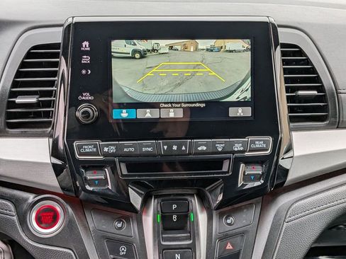 Used 2024 Honda Odyssey Sport image 18