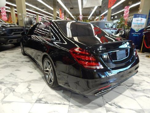 Used 2019 Mercedes-Benz S 560 4MATIC Sedan image 8