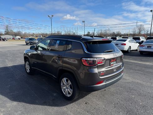 Used 2022 Jeep Compass Latitude w/ Convenience Group image 7