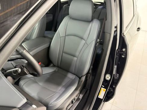 Used 2024 Buick Enclave Essence w/ Experience Buick Package AWD/4WD image 26