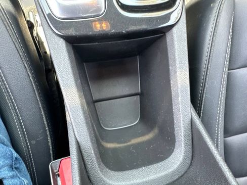 Used 2021 Chevrolet TrailBlazer ACTIV w/ Technology Package FWD image 46