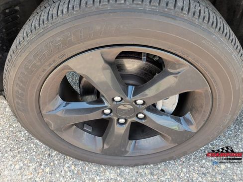 Used 2025 Jeep Grand Cherokee 4WD image 10