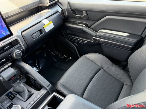 New 2026 Toyota 4Runner TRD Off-Road Premium AWD/4WD image 21
