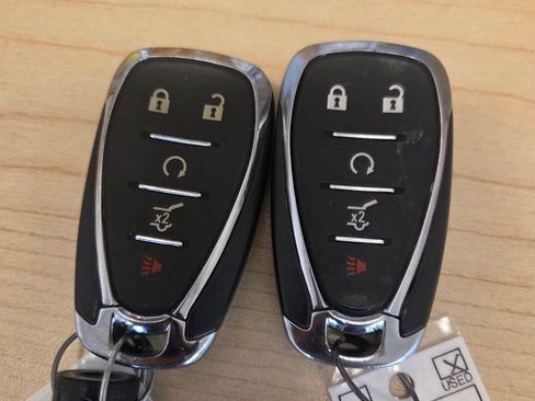 Used 2020 Chevrolet Equinox LT w/ Driver Convenience Package FWD image 48