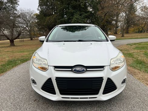 Used 2012 Ford Focus SE image 3