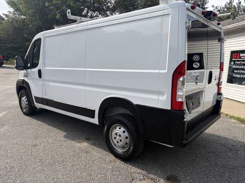 Used 2019 RAM ProMaster 1500 w/ Premium Appearance Group FWD image 9