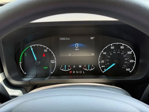 Used 2022 Ford Maverick XLT FWD image 13