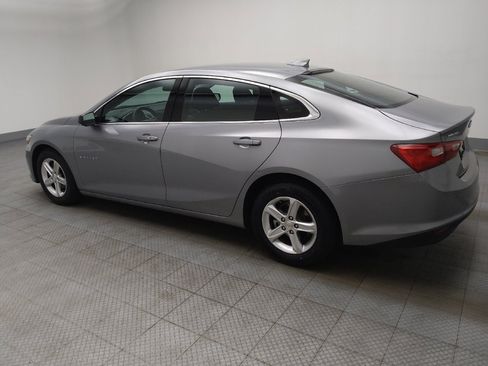 Used 2024 Chevrolet Malibu LT image 3