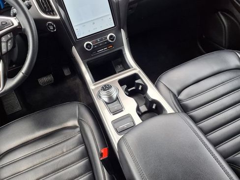 Used 2024 Ford Edge SEL AWD/4WD image 11