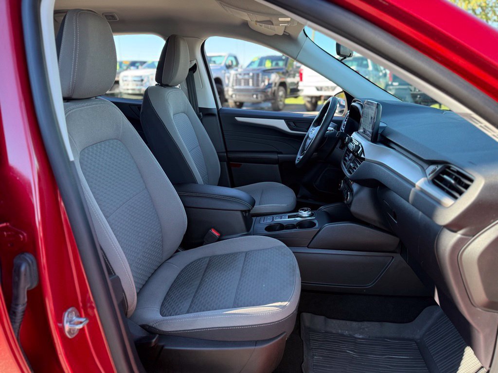 Used 2022 Ford Explorer XLT AWD/4WD image 12